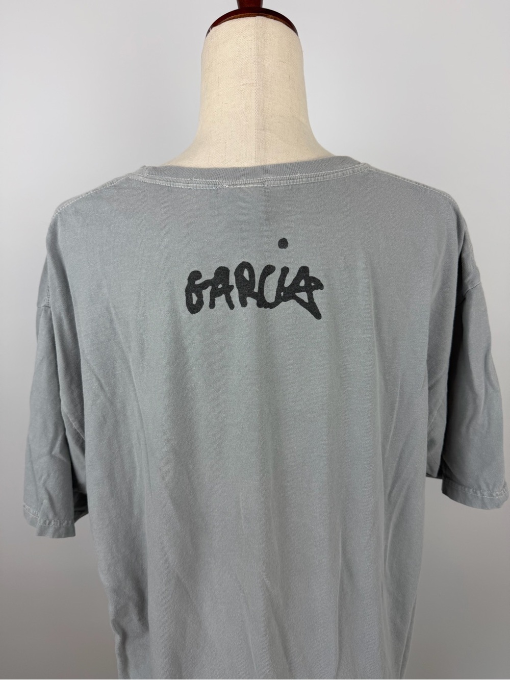 Jerry Garcia - Wolf Guitar Emblem T-Shirt - Picture 5 of 8